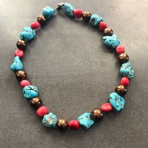 Women’s handmade chunky necklace